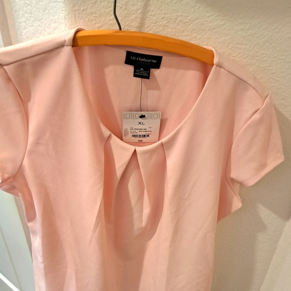 Liz Claiborne Pink Short Sleeve Blouse with Bib Collar